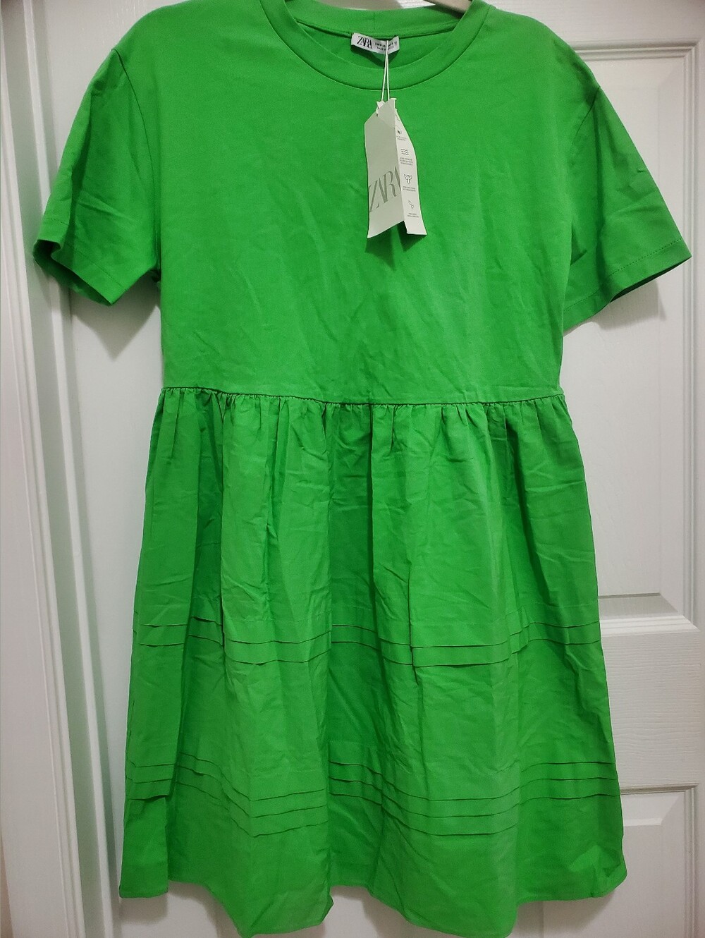 Zara Bright Green Short Sleeve Tiered Mini Dress